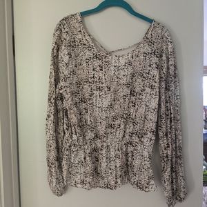 Cloth and stone low back blouse size large